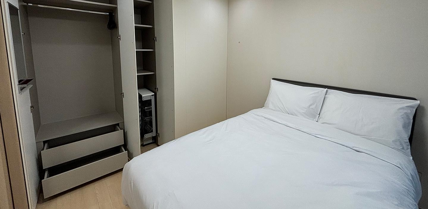 room-card-img-2